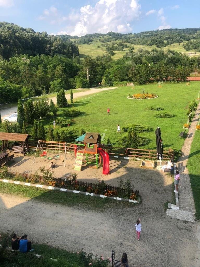 Pensiunea Casa Padurii Bed and Breakfast in Brașov County