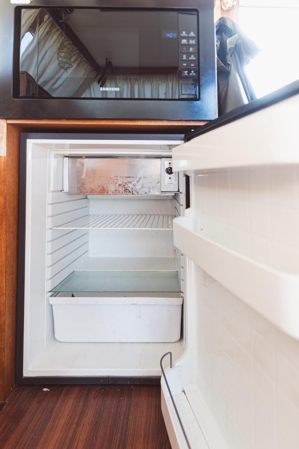 Kitchen or kitchenette, kitchen