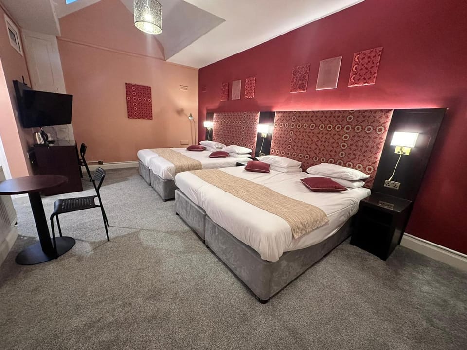 Bed, Bedroom, Family