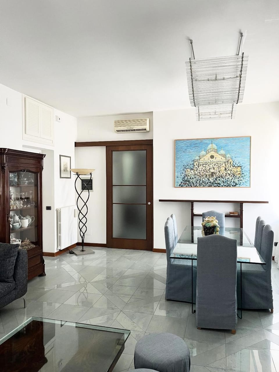 Living room, air conditioner