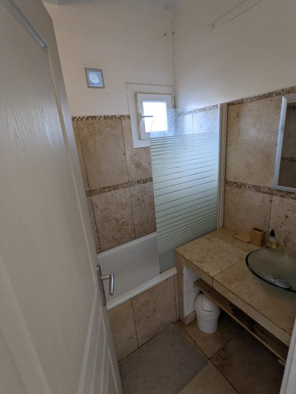 Bright and central apartment Apartment in Marseille