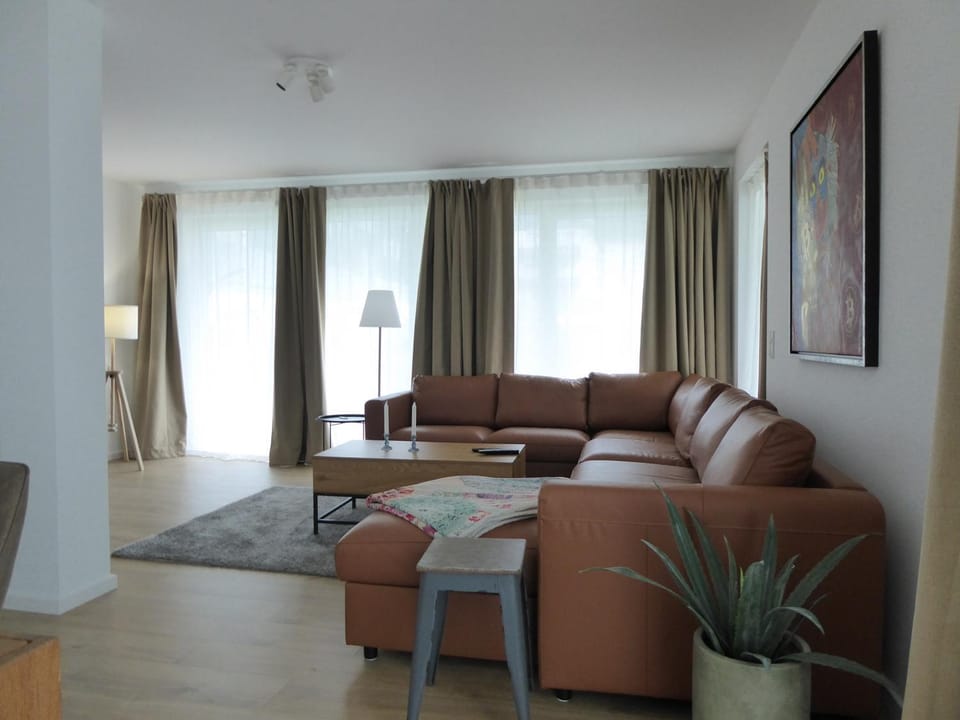 Luxinn Winterberg Ferienwohnung NEW!!! Wifi 6 Pers Kamin Sauna Privat Near Lift Apartment in Winterberg