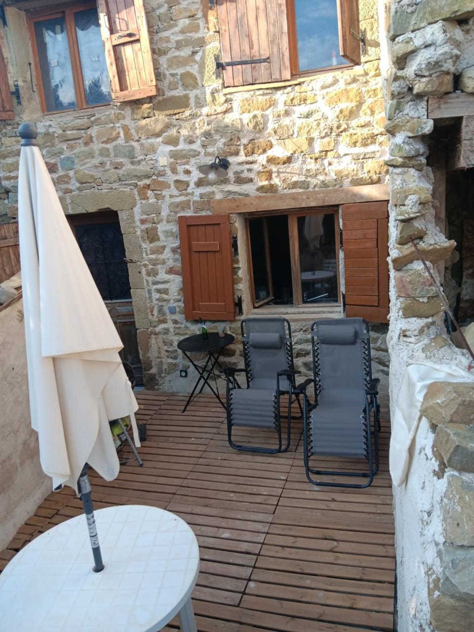Appartement avec terrasse sur rue piétonne Apartment in Provence-Alpes-Côte d'Azur