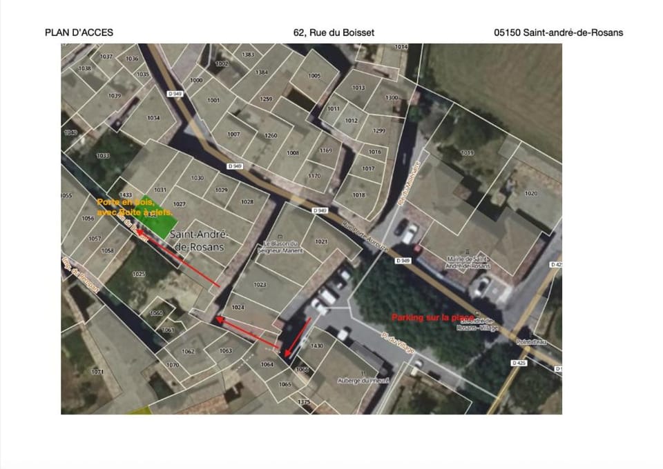 Appartement avec terrasse sur rue piétonne Apartment in Provence-Alpes-Côte d'Azur