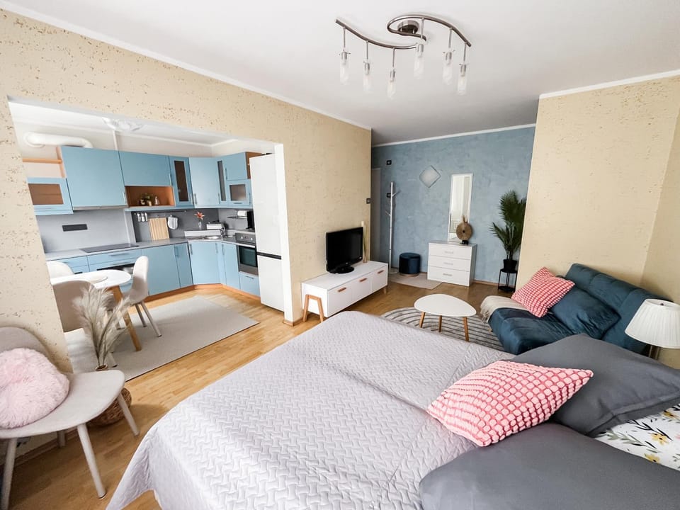 Living room, Bedroom
