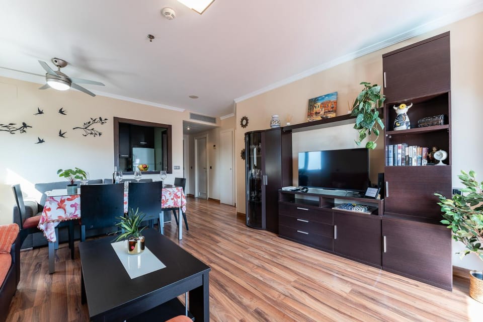TV and multimedia, Living room, Dining area