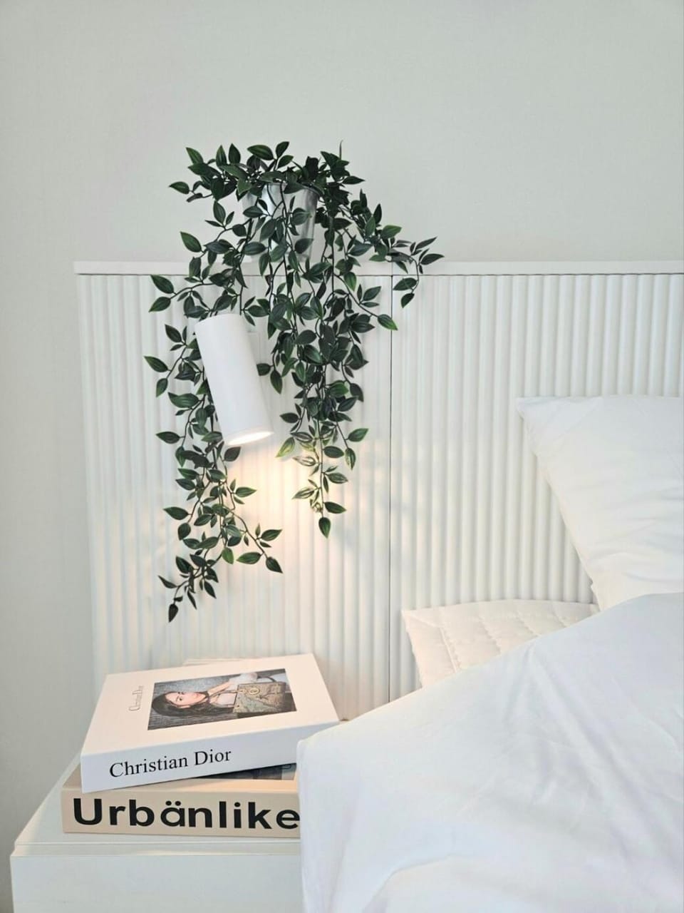 Free Parking, Gimpo Airport 7min, SubwayStation 5min, Lotte Mall, Department Store, Mart, Theater 15min Apartment in Seoul