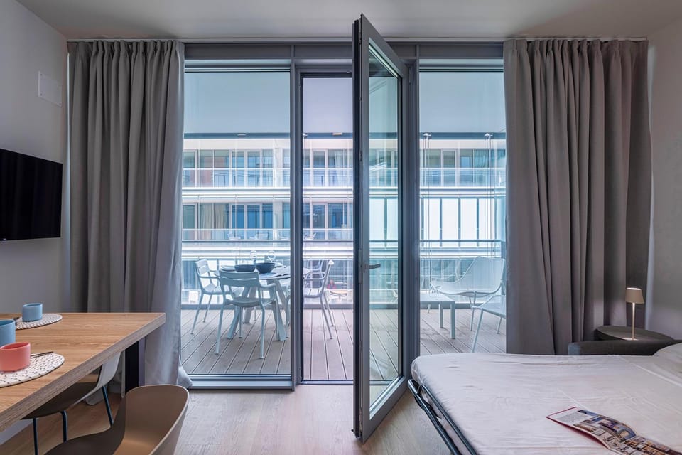 Balcony/Terrace, Photo of the whole room