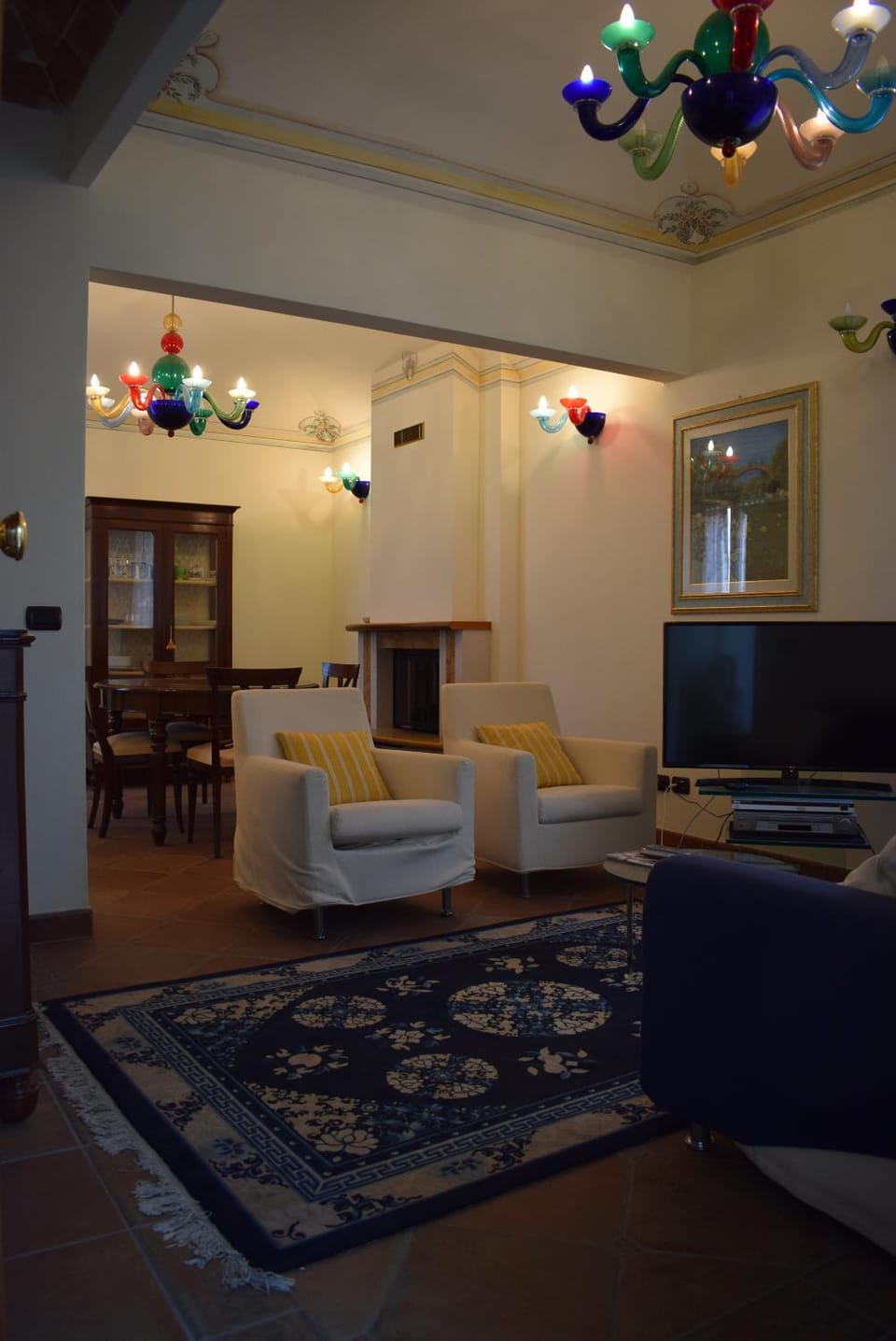 Living room, Dining area