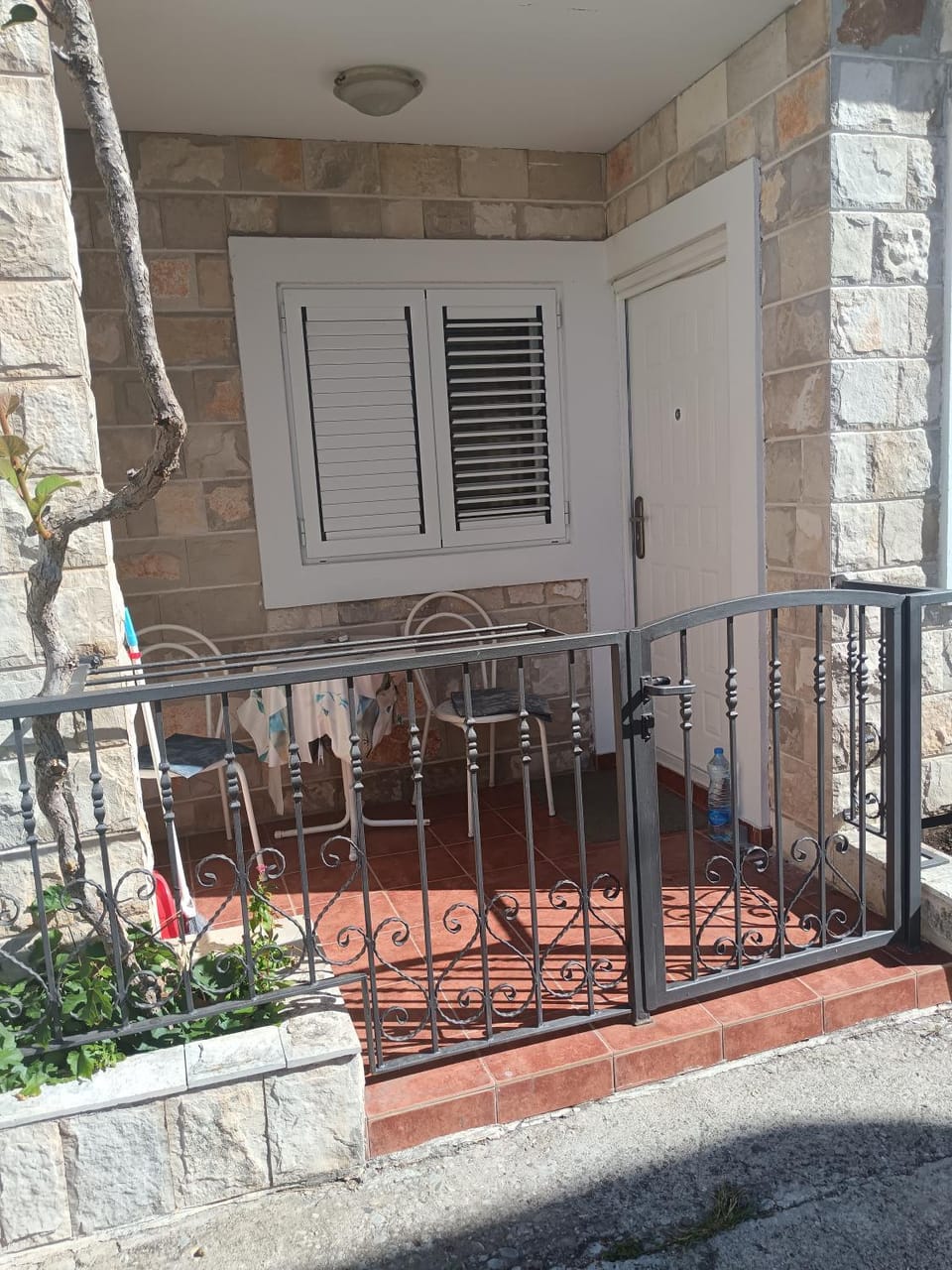Pet Friendly Apartment Ground Floor Apartment in Budva Municipality