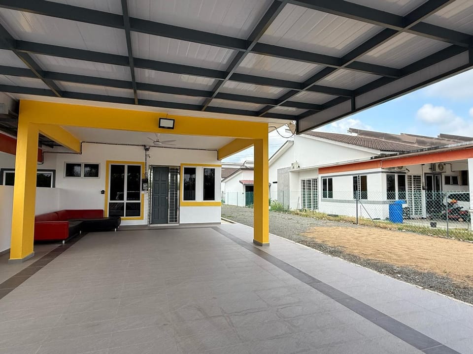 Garden, Parking