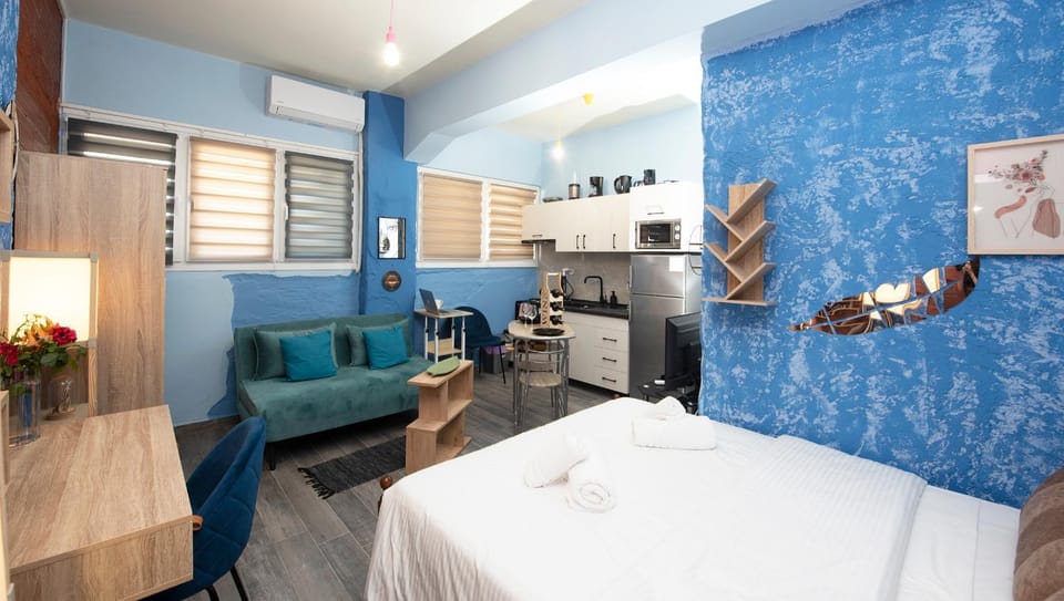 KK75corner CENERE Apartment in Thessaloniki