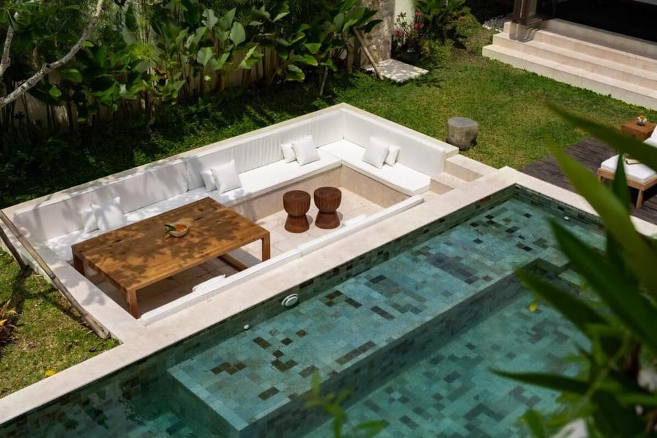Day, Natural landscape, Garden, Garden view, Pool view, Swimming pool, sunbed