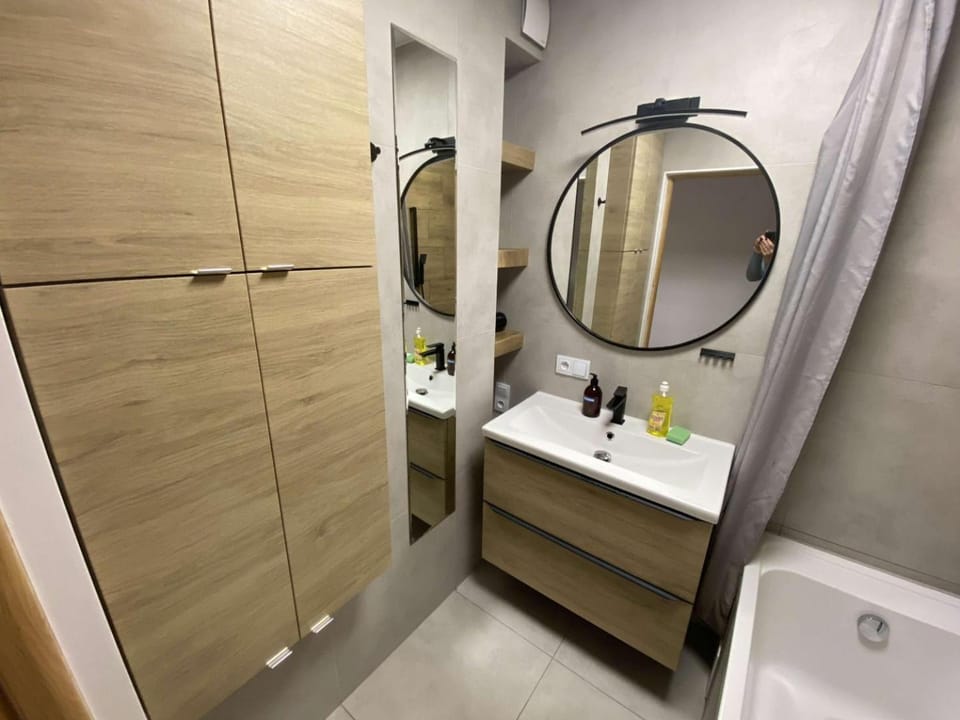 Fantastic-Inn Warszawa - Hoża Apartment in Warsaw