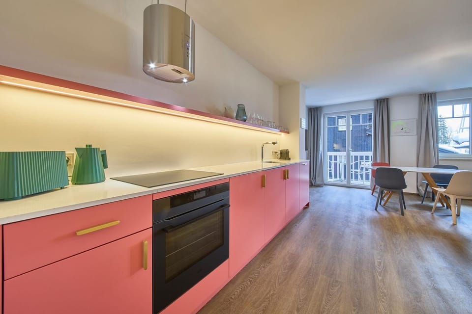 Kitchen or kitchenette, Living room