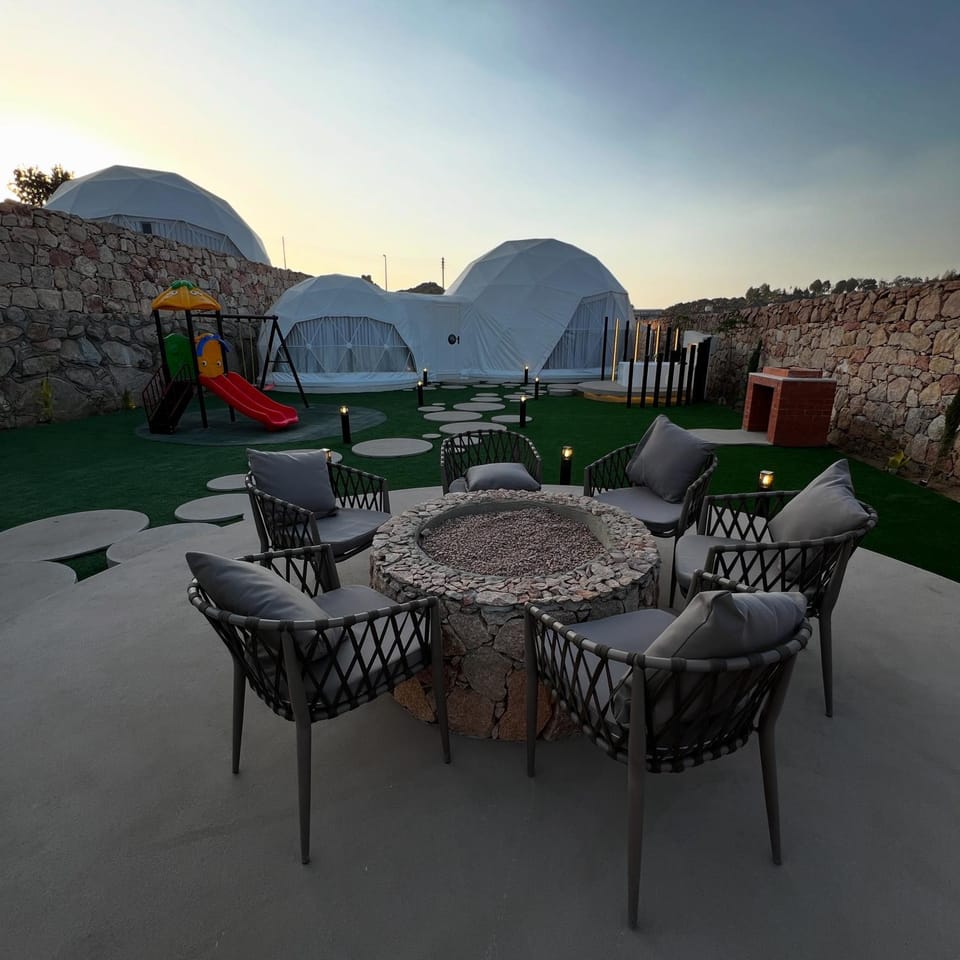 Patio, Day, Seating area