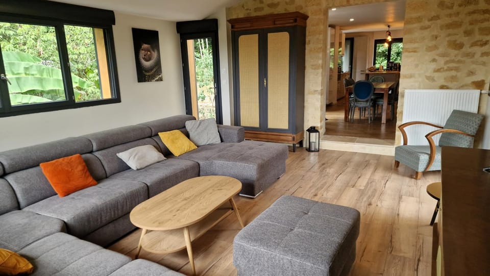Living room, Garden view