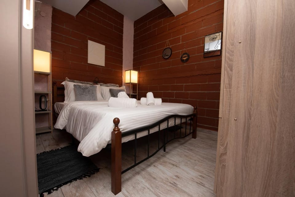 KK75corner CAOBA Apartment in Thessaloniki