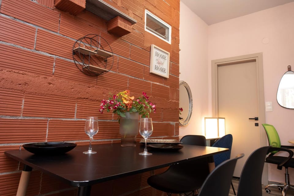 KK75corner CAOBA Apartment in Thessaloniki
