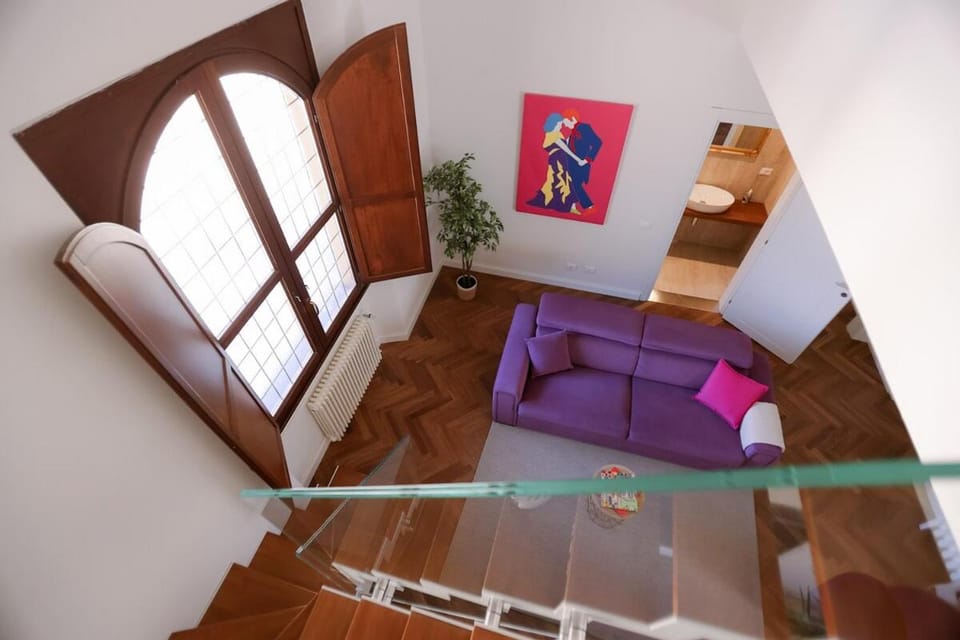 Prestige Florence -Balcony -Lift Apartment in Florence