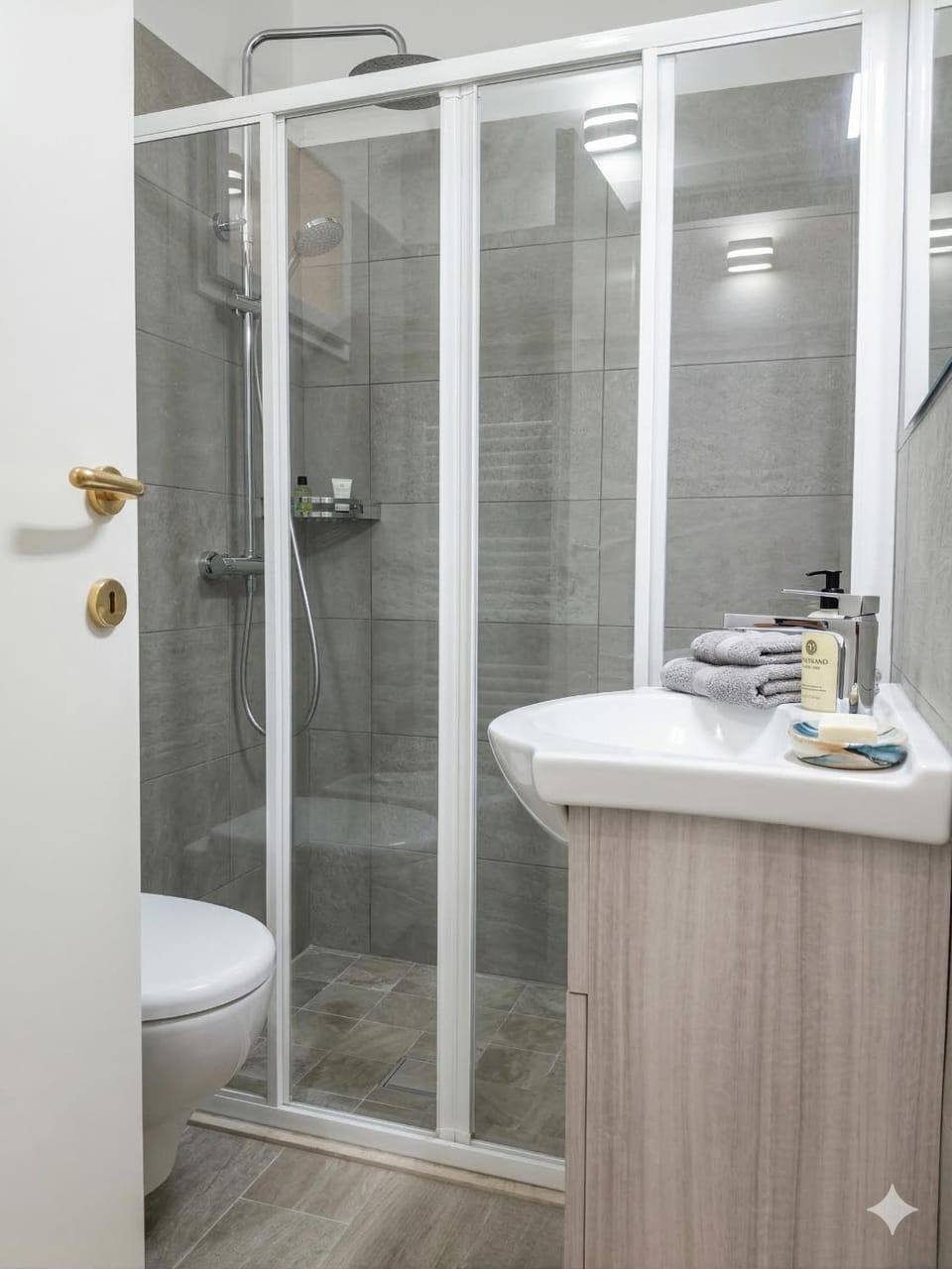 Central Suite - Premium Villas House in Giulianova