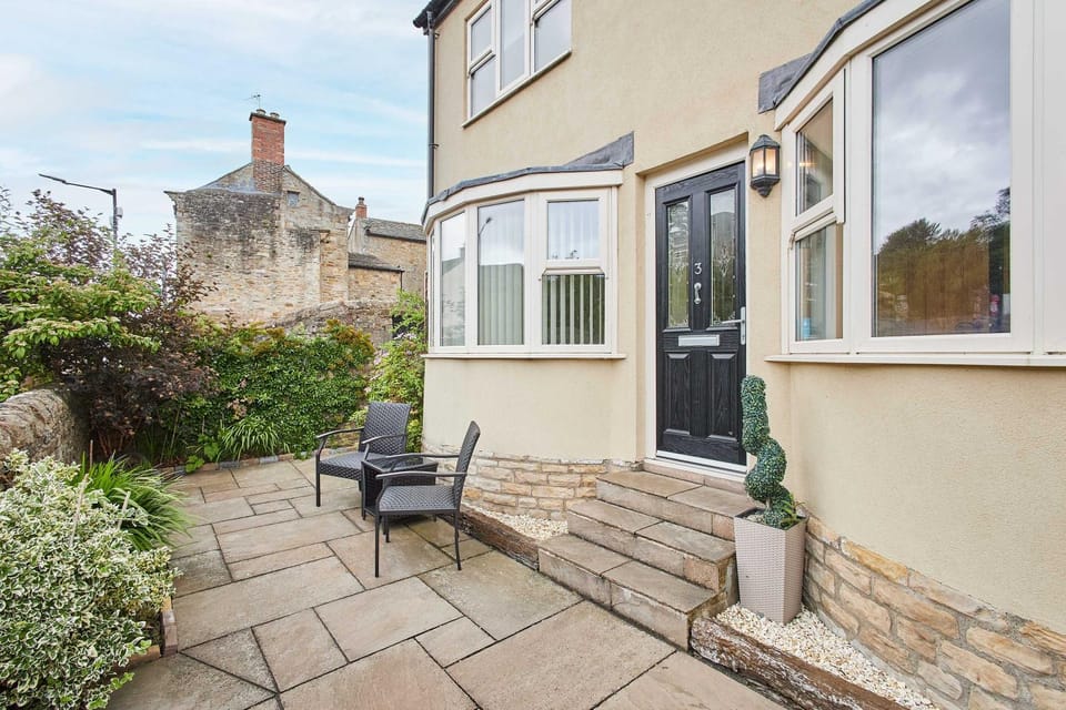 Property building, Patio