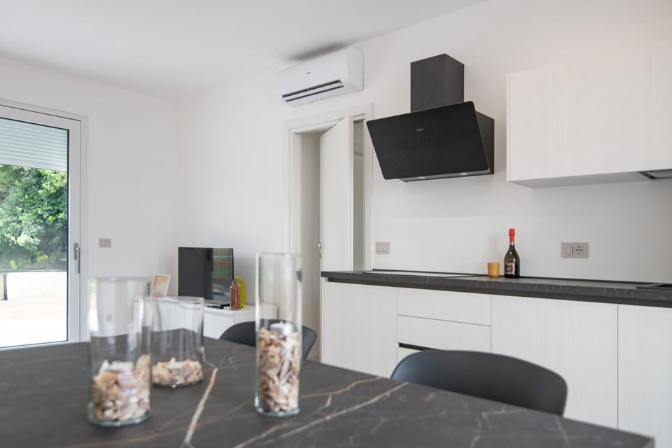 Living room, kitchen