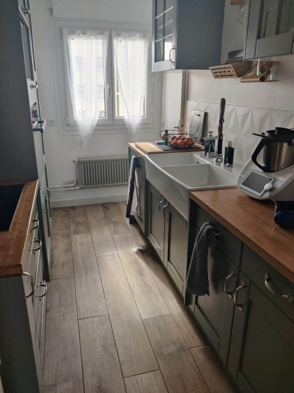 Kitchen or kitchenette, stove