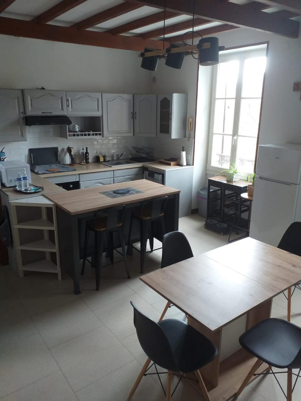 Kitchen or kitchenette, Dining area, dishwasher, oven, stove