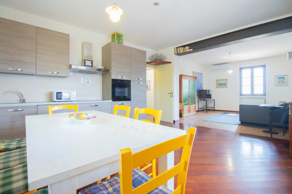 TV and multimedia, Living room, kitchen