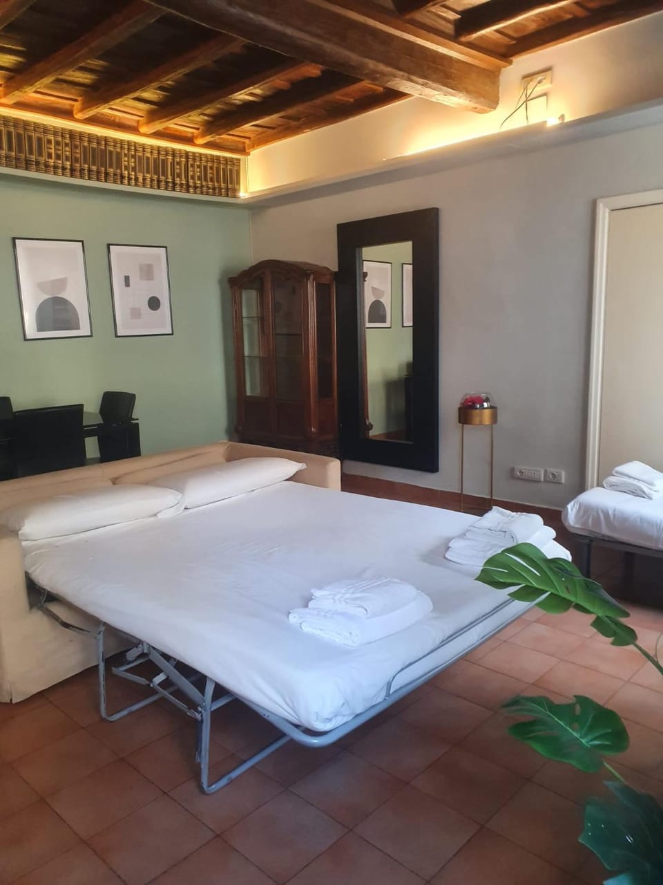 Colosseo RHome Apartment in Rome
