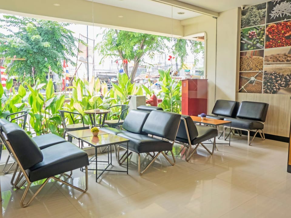 Restaurant/places to eat, Lobby or reception, Area and facilities