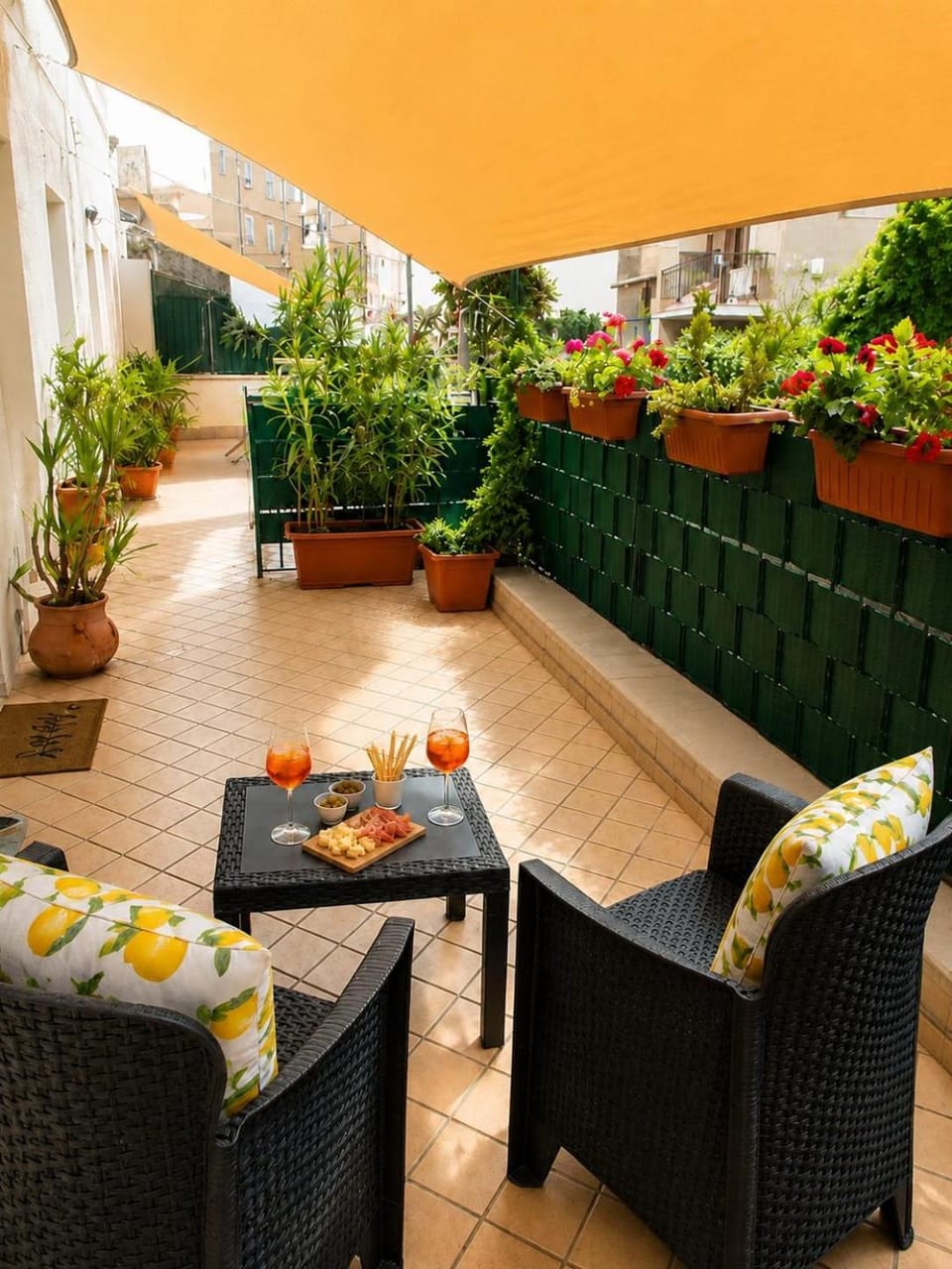 Balcony/Terrace, Balcony/Terrace