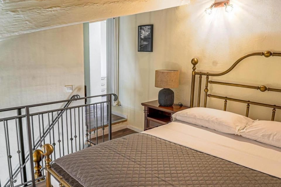 Diana 2 Quiet Area for Families Apartment in Florence