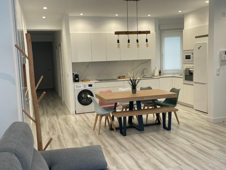 Kitchen or kitchenette, Living room, Dining area