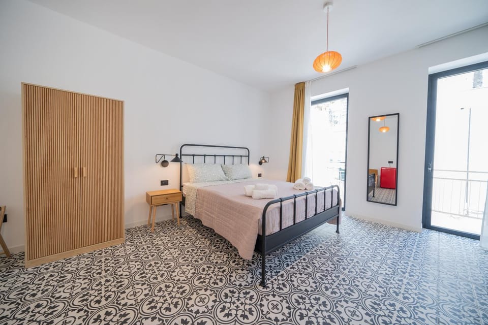 Bed, Photo of the whole room, Bedroom, towels, wardrobe