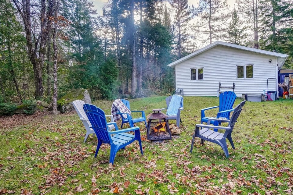 Spa - Chalet au Ptit Bonheur Chalet in Ontario