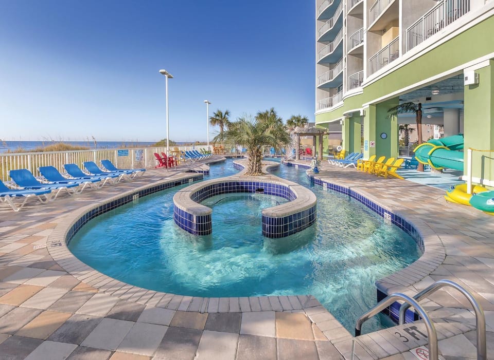 Wyndham Towers on the Grove 3BR Apartment with Resort Access House in North Myrtle Beach