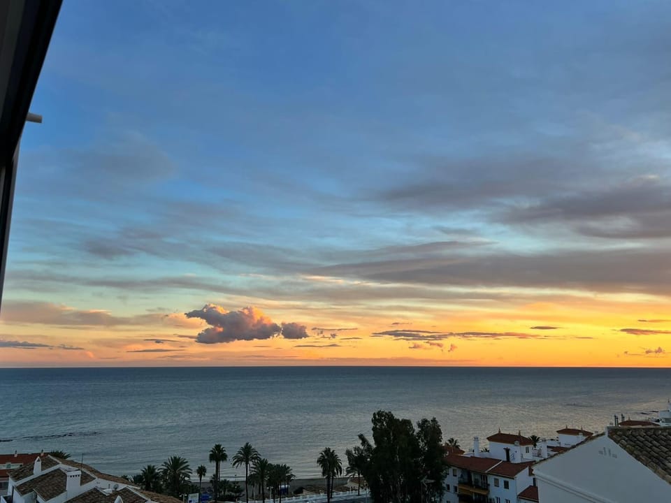 Bird's eye view, Sea view