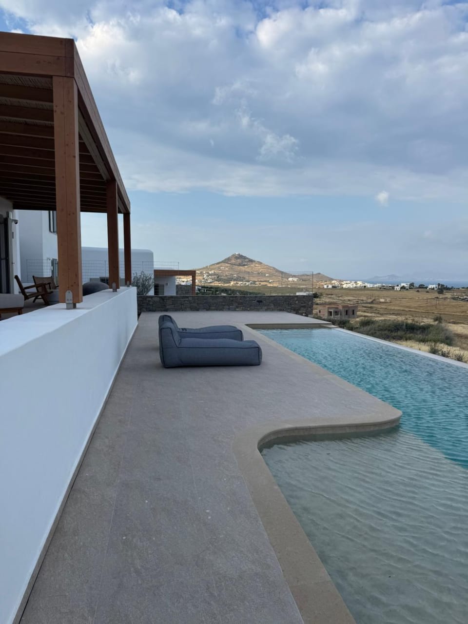 Natural landscape, Mountain view, Swimming pool, sunbed