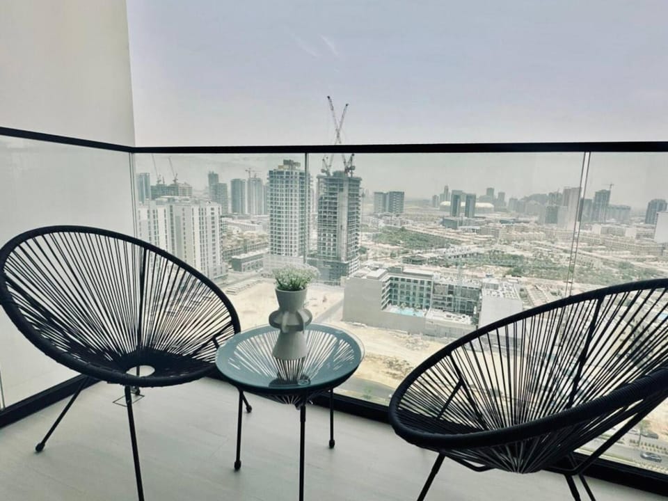 Crisp And Curated 1br With Pool, Gym And Parking! Apartment in Dubai