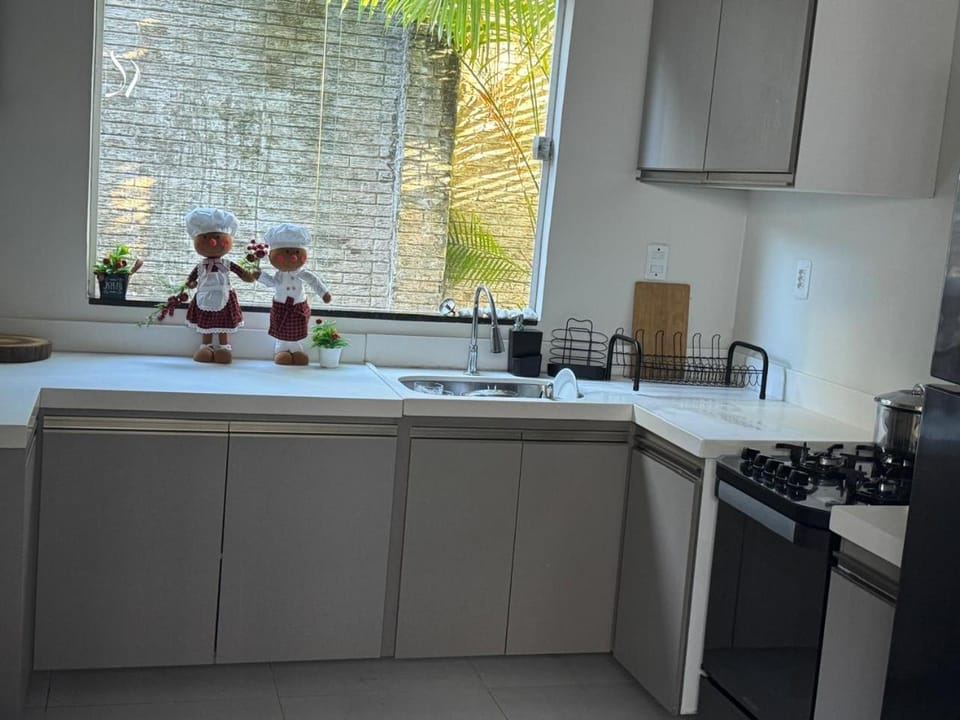 Oportunidade cop 30 casa alto padrão 4 suítes no Green ville 1, diária treze mil reais House in Belém