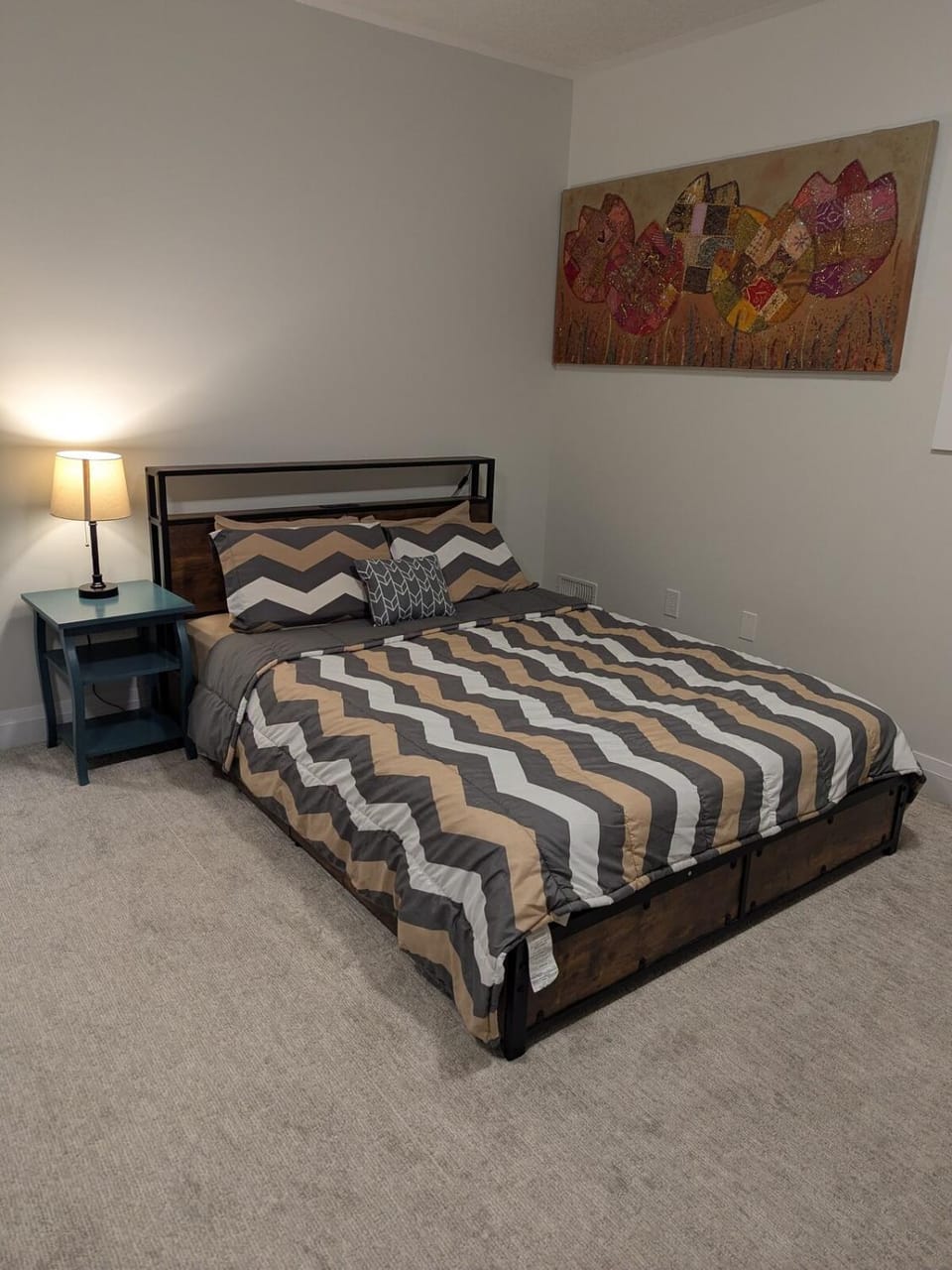 Spacious Luxury walk out Basement Apartment in Kitchener