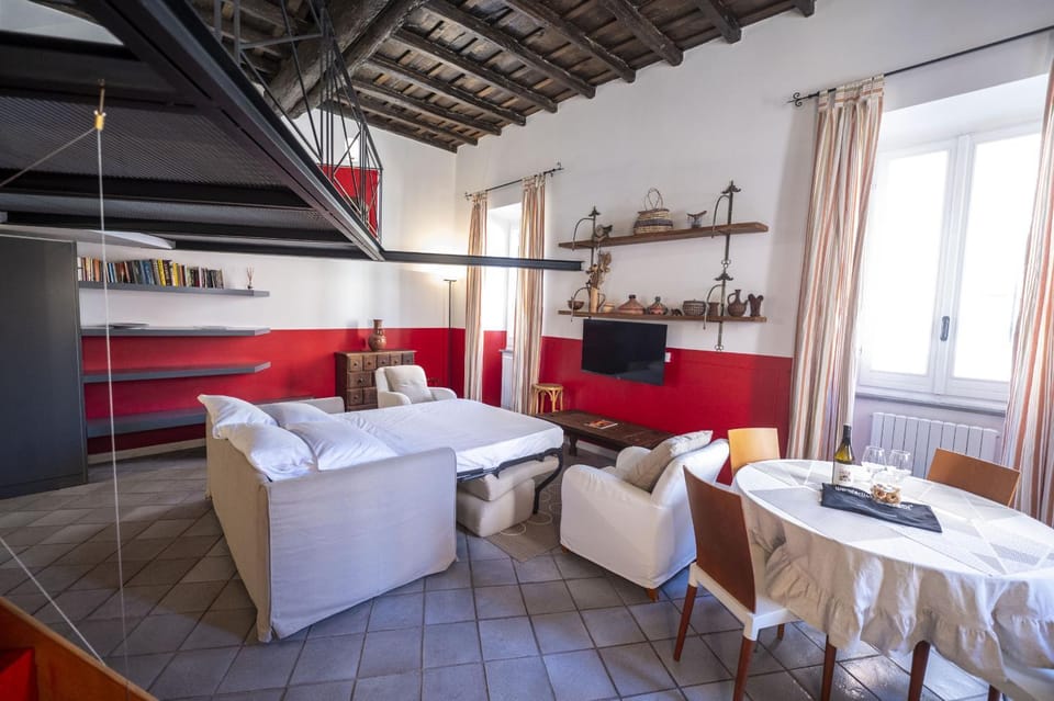 Bed, Living room, Photo of the whole room, Dining area