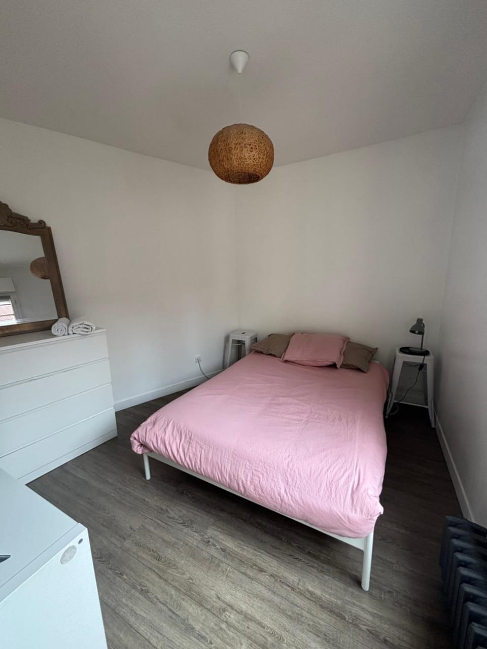 Joli 2 pièces Garibaldi Apartment in Île-de-France