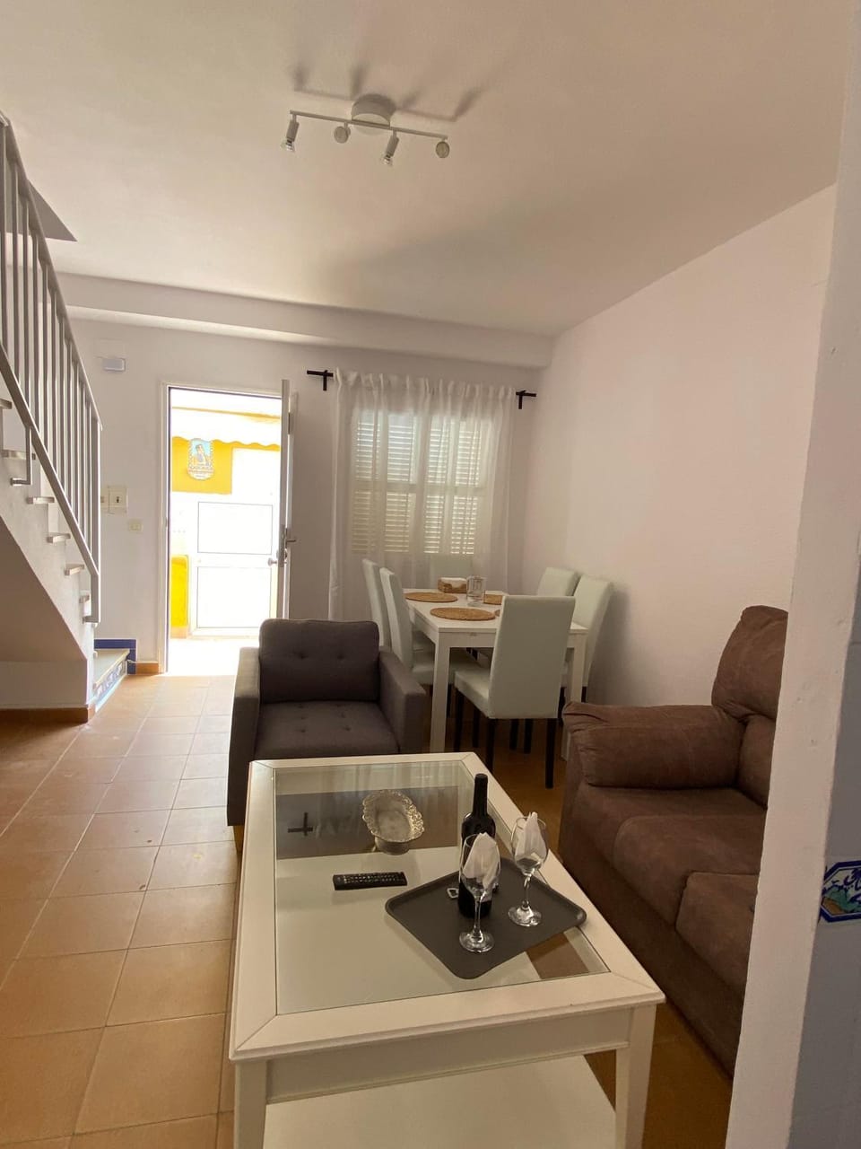 Living room, Dining area