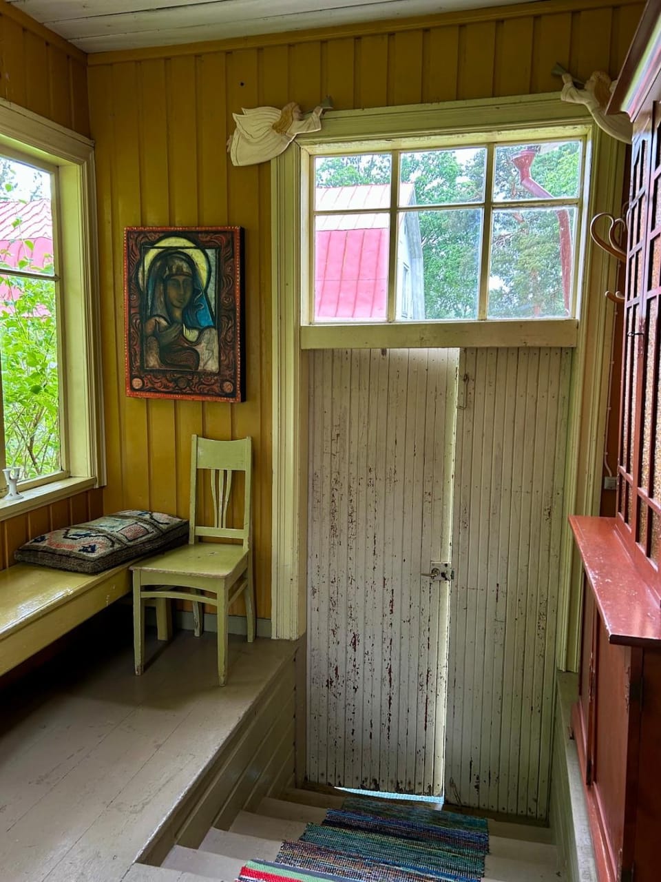 Facade/entrance