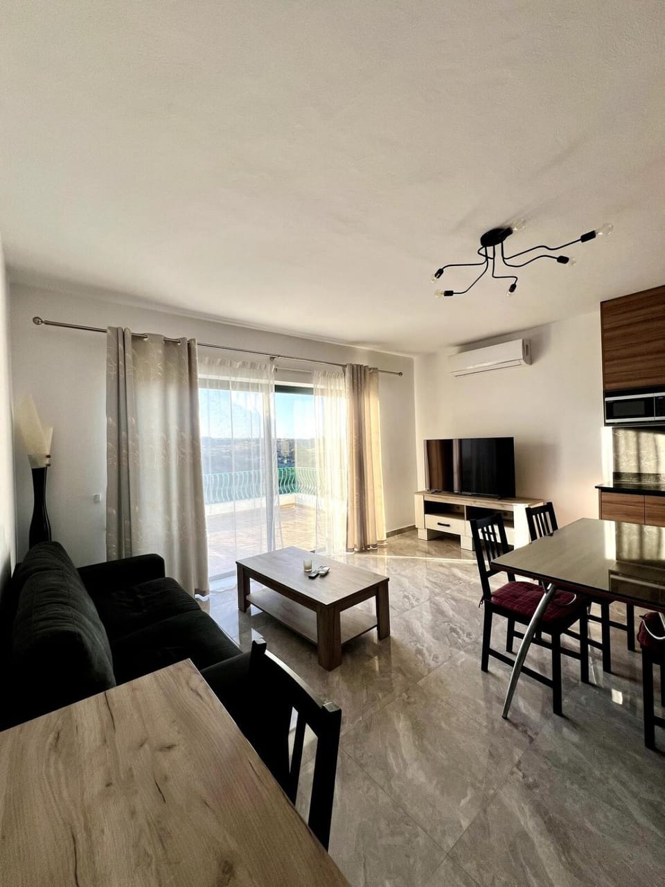 TV and multimedia, Living room