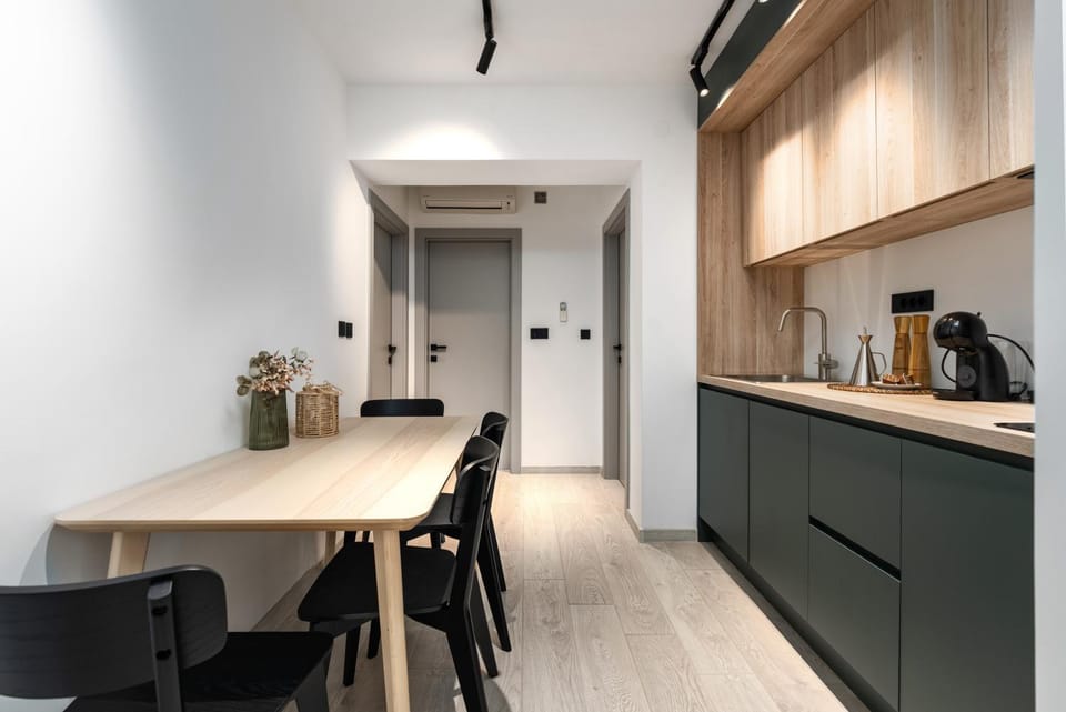 Kitchen or kitchenette, Living room, Dining area