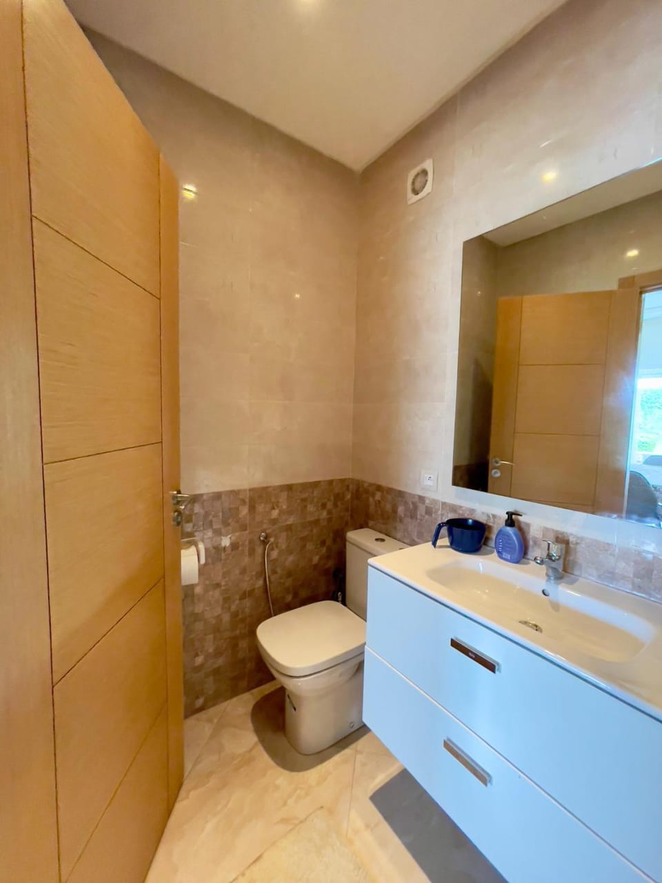 Appartement Pied dans l'eau avec terrasse-Casa bay Apartment in Casablanca-Settat